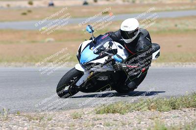 media/Apr-23-2023-TrackXperience (Sun) [[90816c9ee1]]/Level 2/session 2 turn 11/
